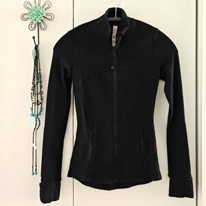 Lululemo Defined Jacket